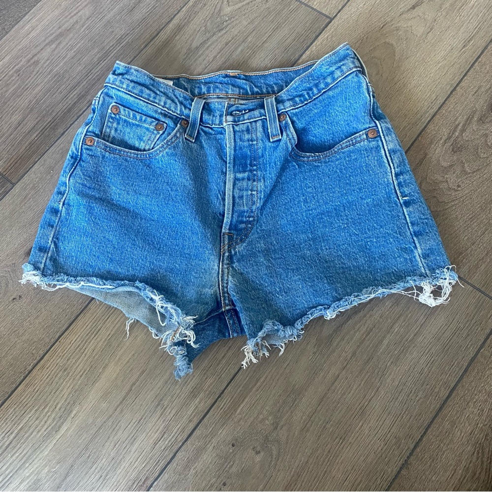 Levi’s 501 shorts